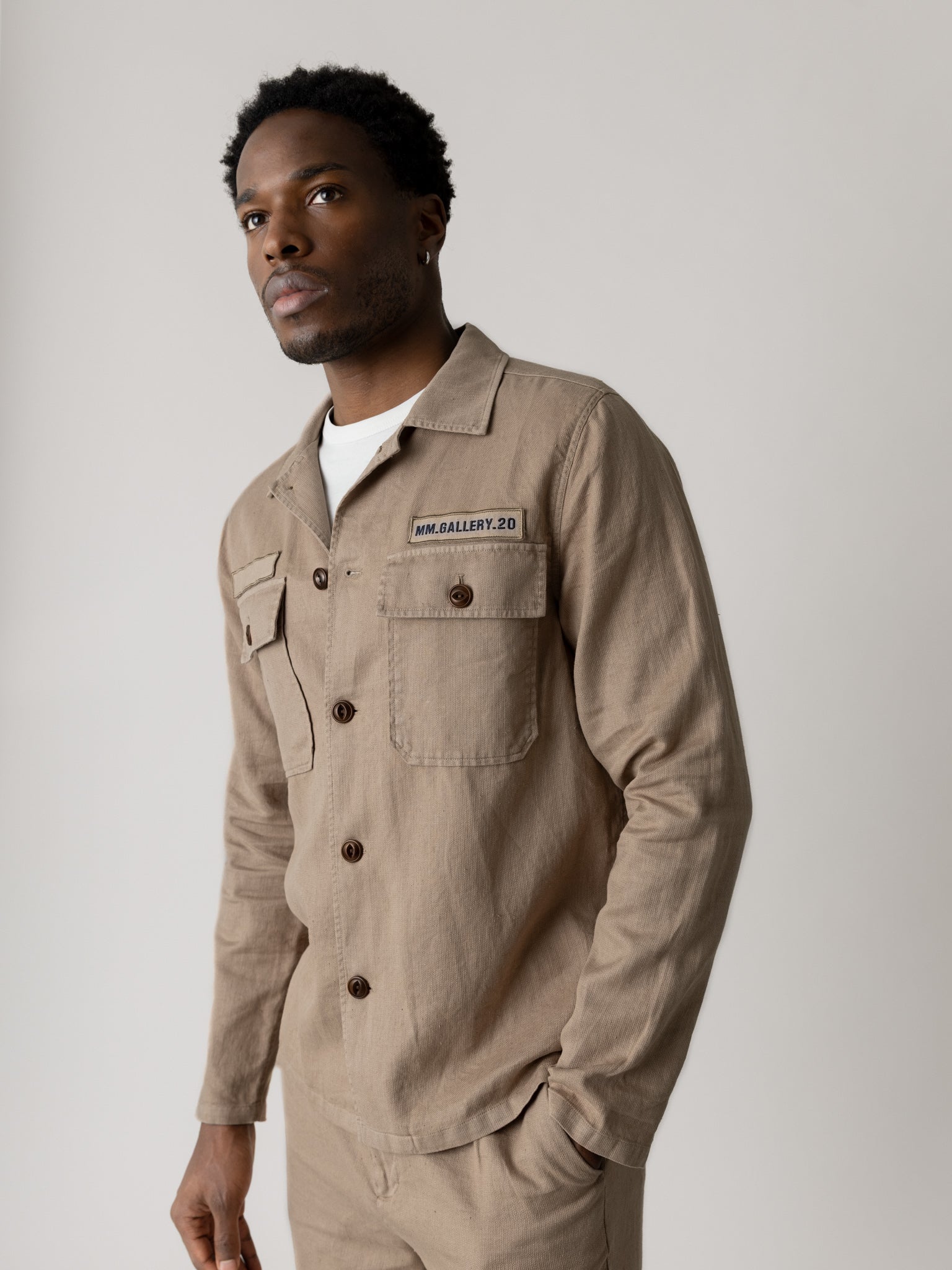 Modelshot / Incense / Detail